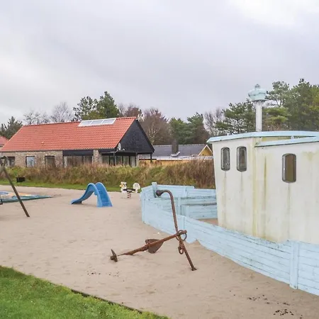 펜션 Three-bedroom In Blåvand