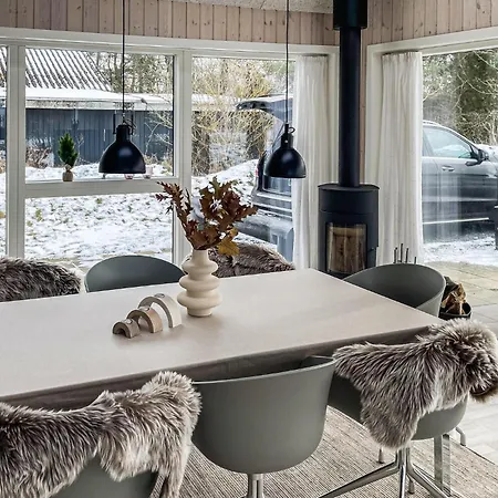 Three-bedroom In Holiday home Blavand